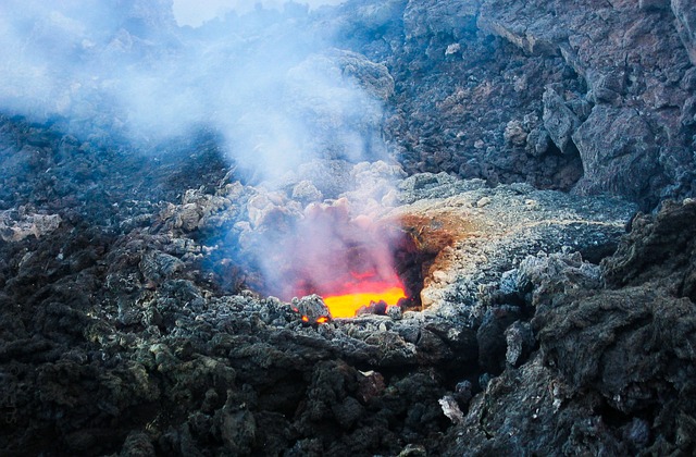 Etna: Un Monument al Erupțiilor